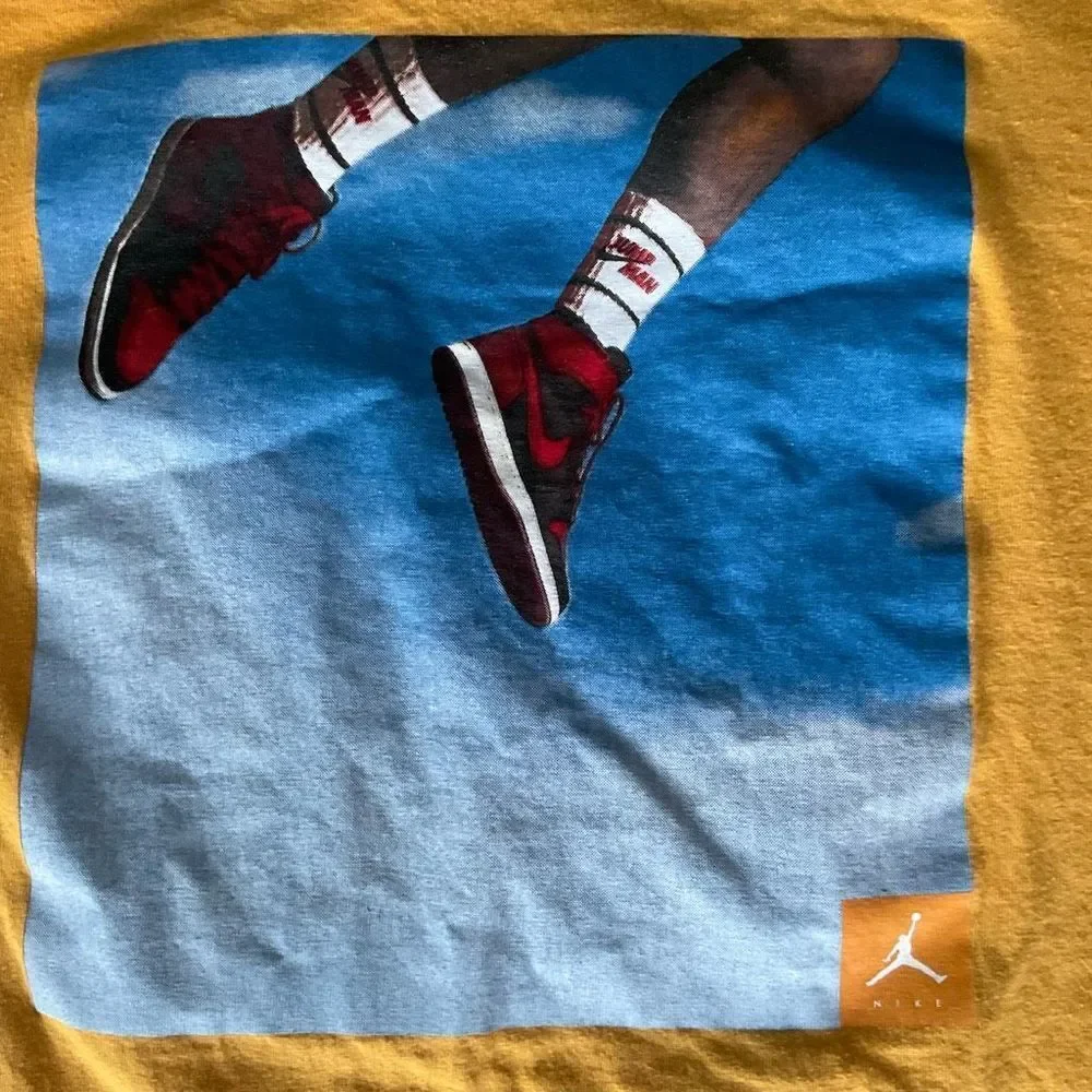 Air‎ Jordan Yellow Jordan Photo Graphic T-Shirt
